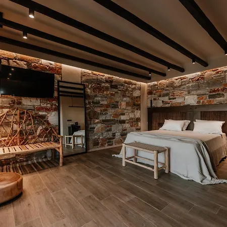 Onym Curated וילה