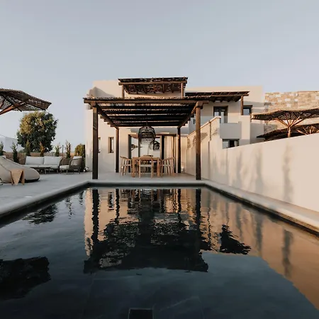 Onym Curated فيلة *