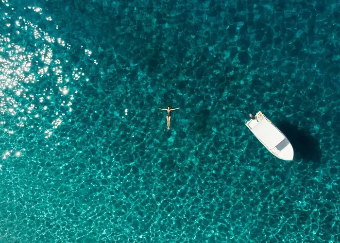 Willa Onym Curated Pláka